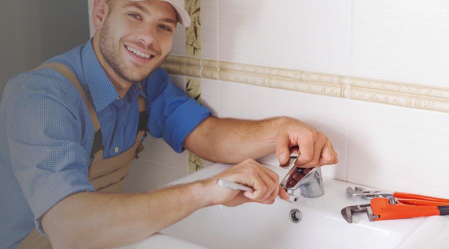 Handle or spout repair in Boutte, LA